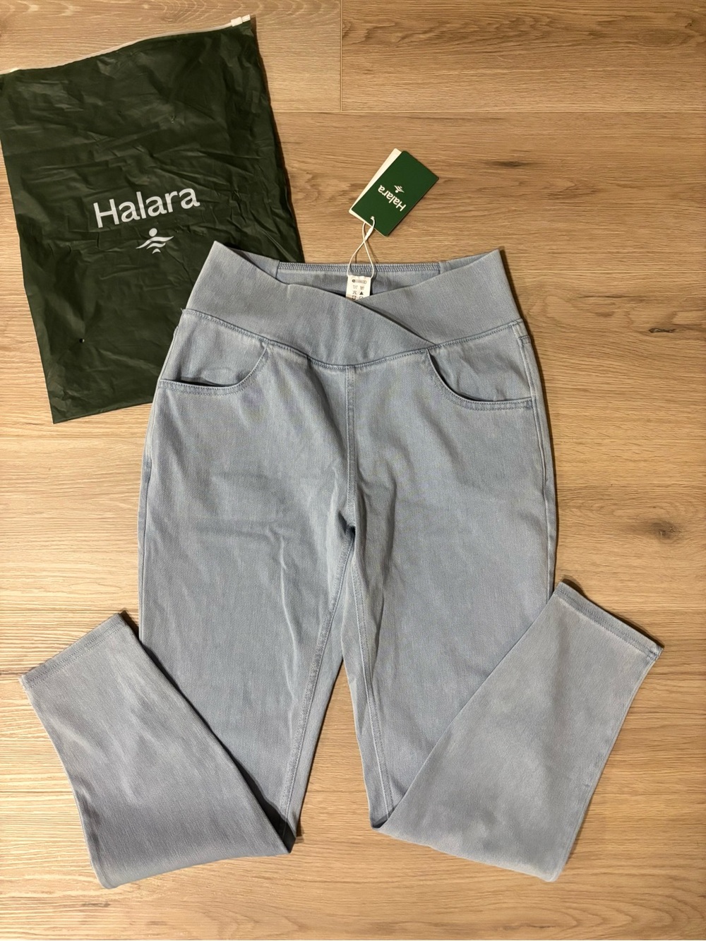 Halara Jeans High Waist Jegging Light Blue Denim Skinny MSRP $50